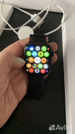 Apple watch series 8