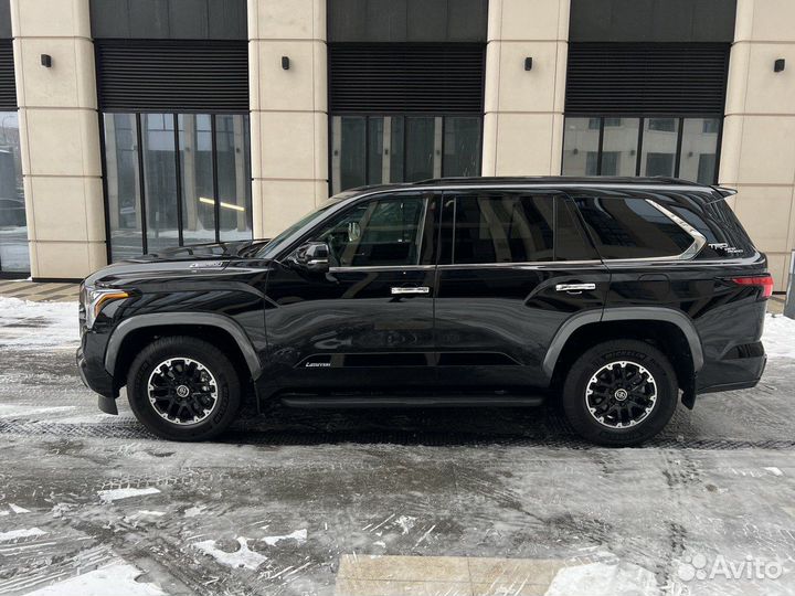 Toyota Sequoia 3.5 AT, 2023, 50 км