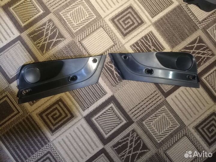 Рамка противотуманной фары LADA Vesta