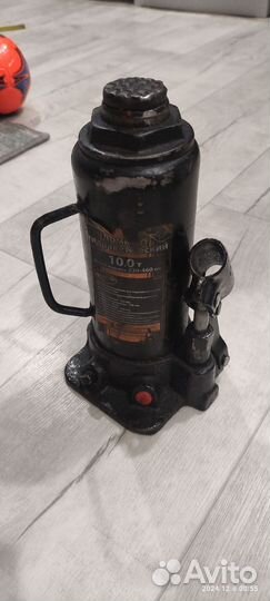 Домкрат 10 тонн