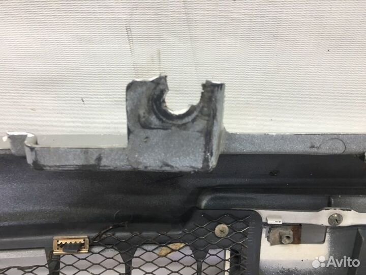 Бампер передний Mitsubishi Delica PD4W 4G64 1996