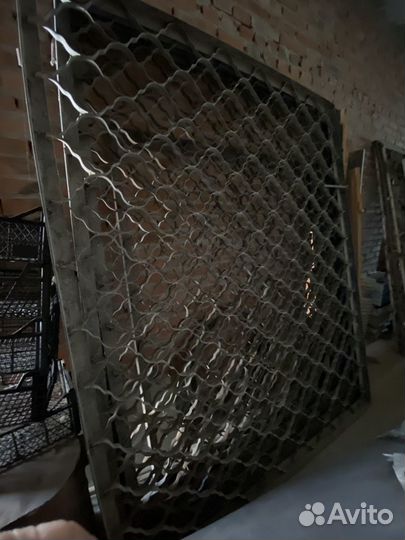 Решетки металлические на окна,двери,ограждения
