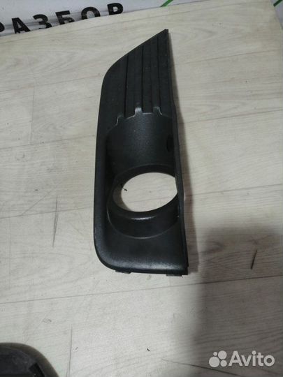 Фара противотуманная Ford Focus 1.6L duratec-16V