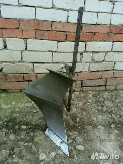 Плуг оборотный на мотоблок