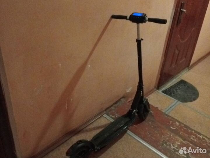 Самокат взрослый электрический бу