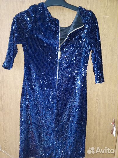 Платье вечернее, блестящее с паетками
