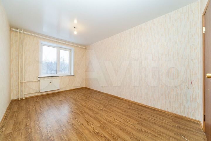 Комната 12,8 м² в 3-к., 1/10 эт.