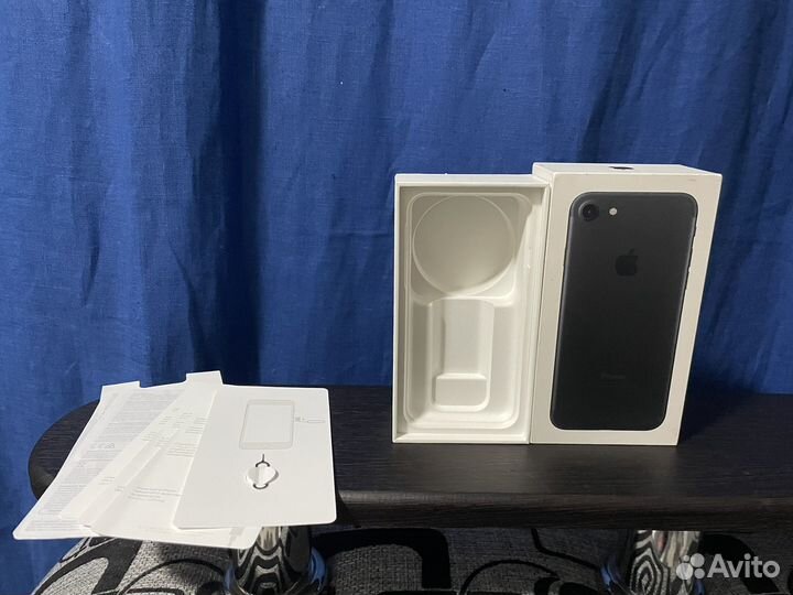 Коробки iPhone