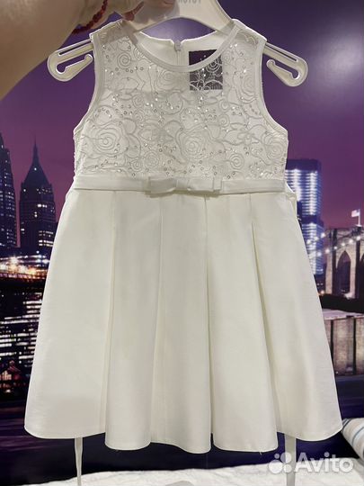 Платье белое