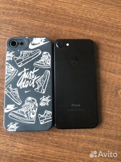 iPhone 7, 32 ГБ