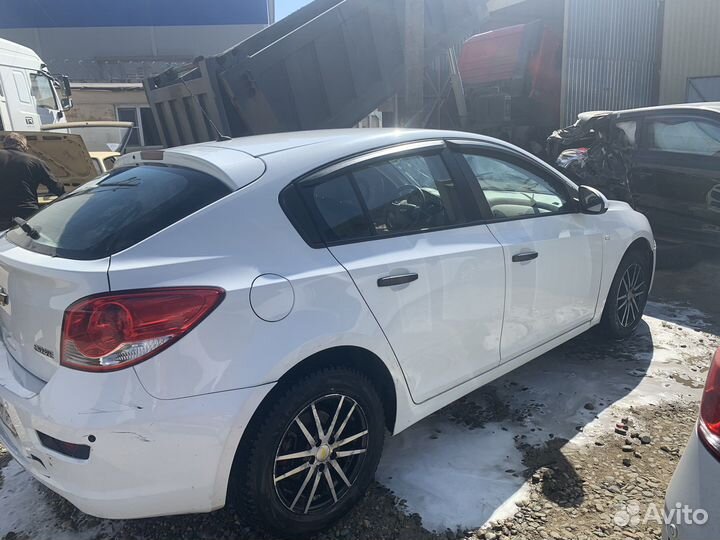 Разбор Chevrolet Cruze 2013 1.8 МКПП хэтчбек