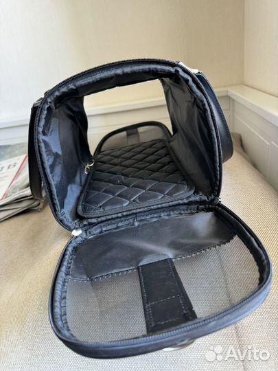 Сумка- переноска для маленьких собачек