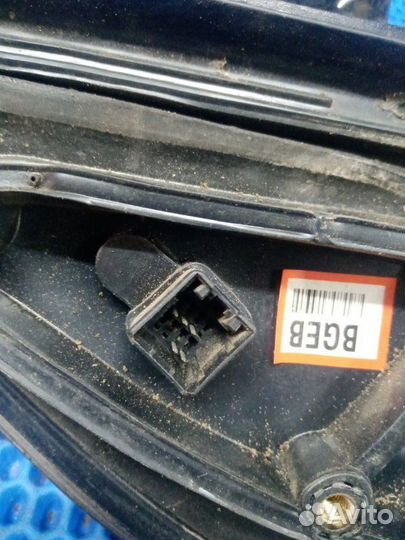 Зеркало правое Hyundai Santa Fe G6BA 2003