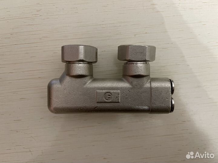 Узел нижнего подключения угловой перекрёстный с за