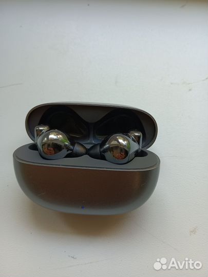 Беспроводные наушники