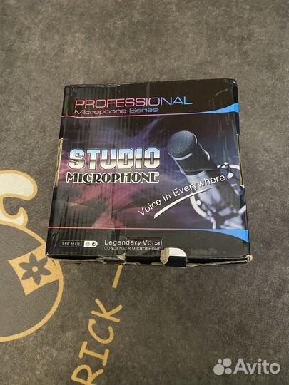 Микрофон студийный