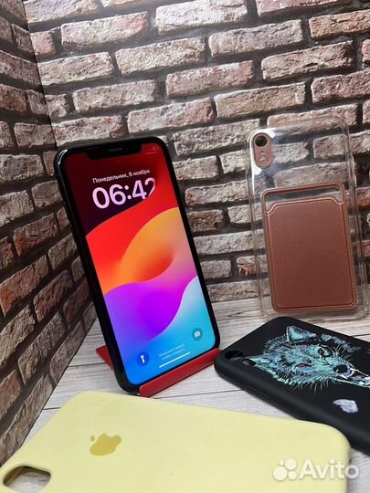 iPhone Xr, 64 ГБ