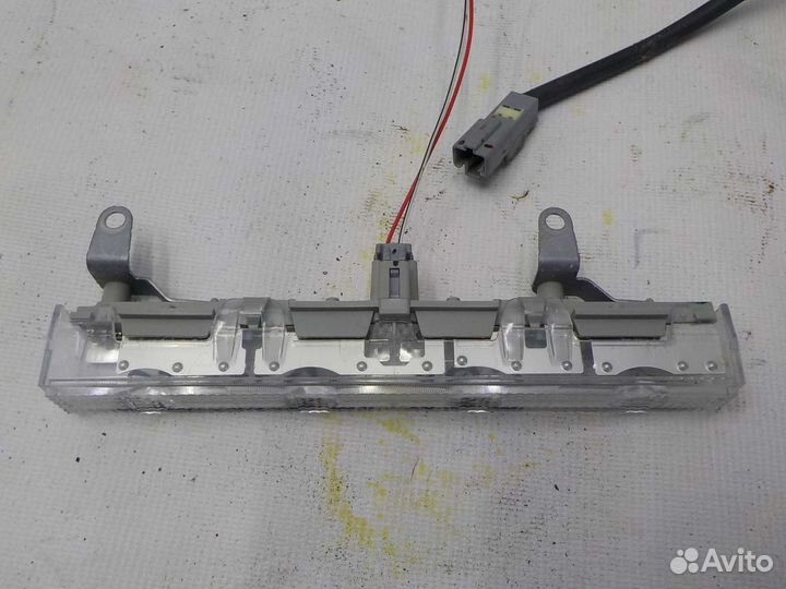 Стоп-сигнал toyota corolla 150