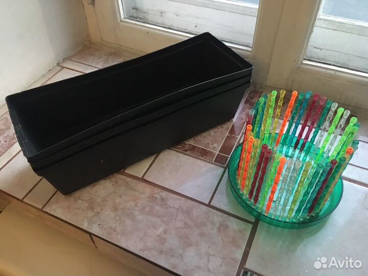 Удобрения, горшки для цветов, растений