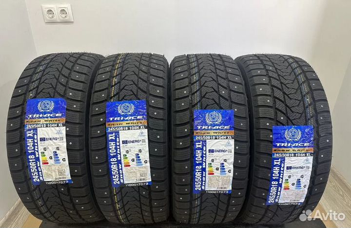 Tri Ace Snow White II Stud 245/50 R18 104H