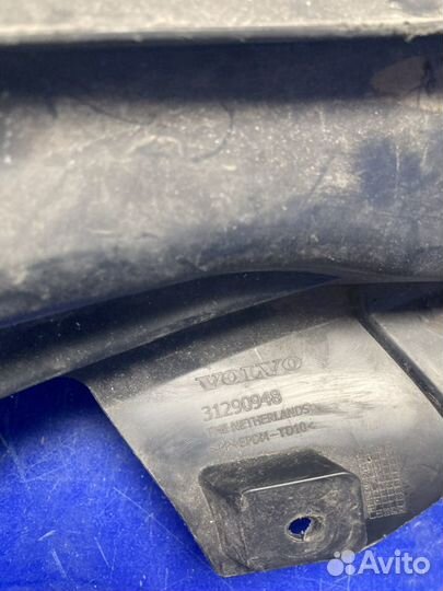 Усилитель бампера volvo