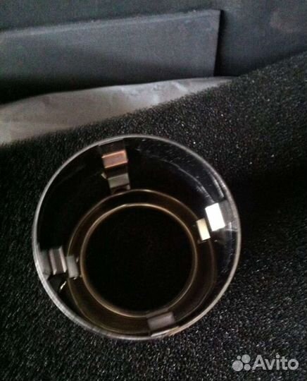 Насадка на трубу шкода октавия или эти, поло седан