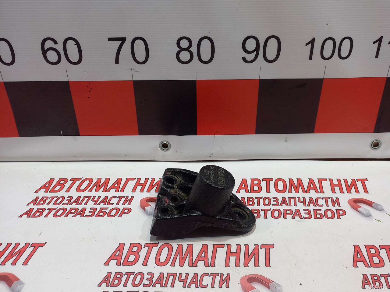 Кронштейн двигателя правый Хендай Санта Фе 3 DM