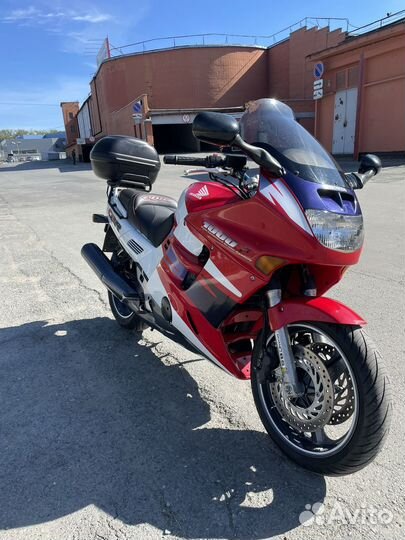 Honda CBR1000F, 1995г Без пробега по РФ