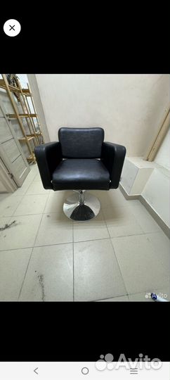 Парикмахерский стул бу