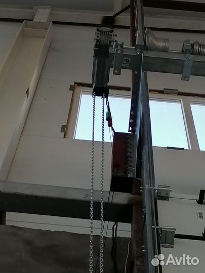 Секционные гаражные ворота