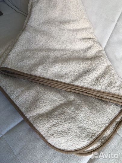 Одеяло из верблюжьей шерсти