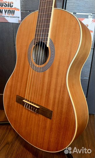 Классическая Гитара + Чехол (индонезия)