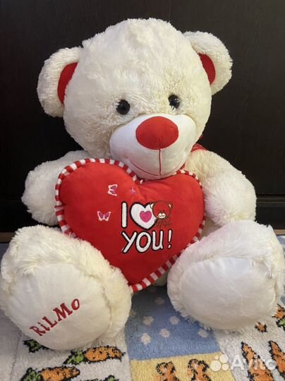 Плюшевый медведь новый