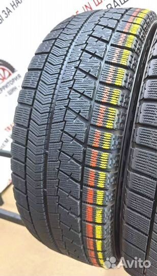 Bridgestone Blizzak VRX 215/60 R17 P