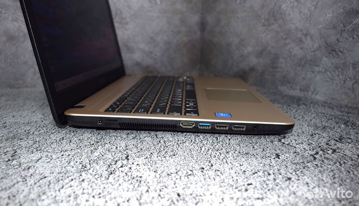 Ноутбук asus на Intel Celeron N3350/ ssd 120 gb