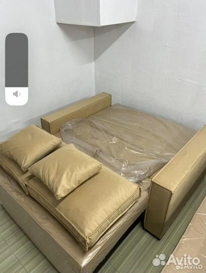 Диван чебурашка