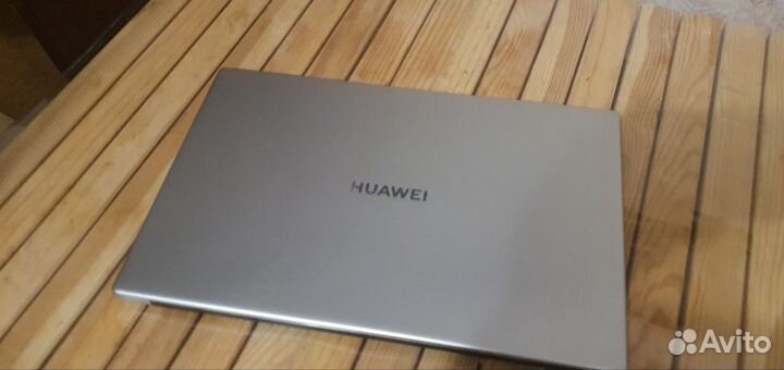 Ноутбук Huawei