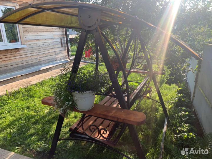 Садовая качель