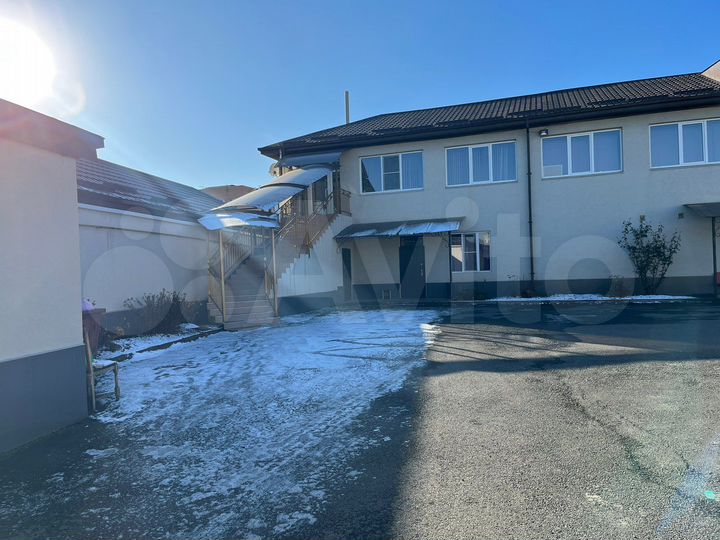 Гостиница, 700 м²