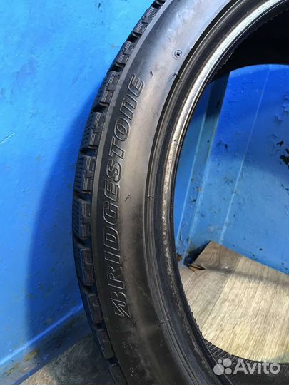 Bridgestone Blizzak VRX 225/40 R18