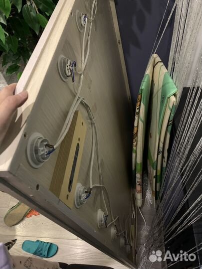 Гримерное зеркало с лампочками