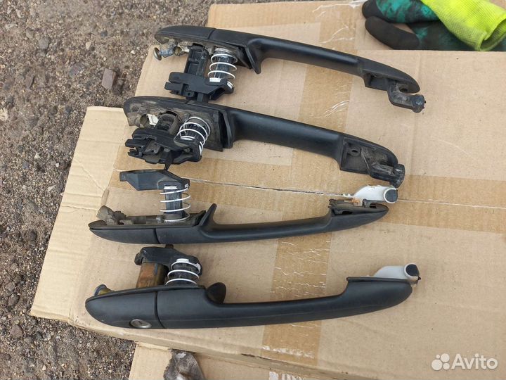 Mercedes Vito (639) наружние ручки дверей