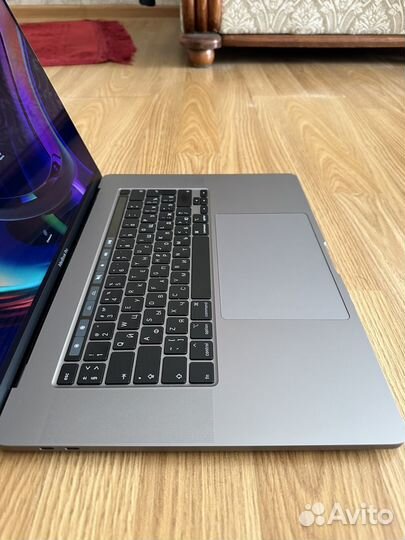 Apple MacBook Pro 16 2019 i7 512 gb