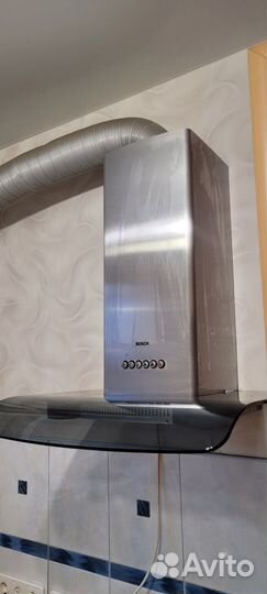 Вытяжка для кухни 60 см Bosch