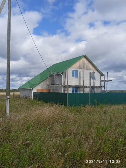 Коттедж 173 м² на участке 20 сот.