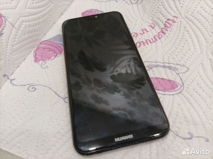 HUAWEI P20 Lite, 4/64 ГБ