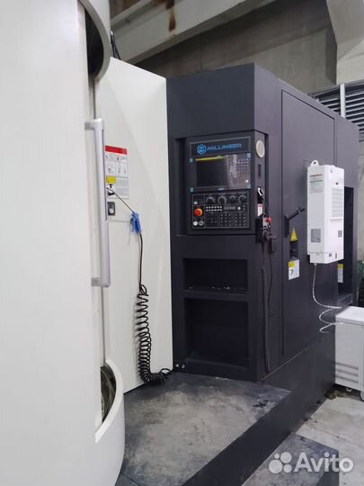 Горизонтальный фрезерный станок HMC 63S