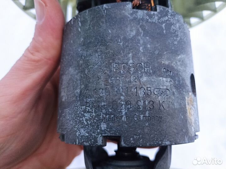 Моторчик печки bmw e32 e34 Bosch оригинал