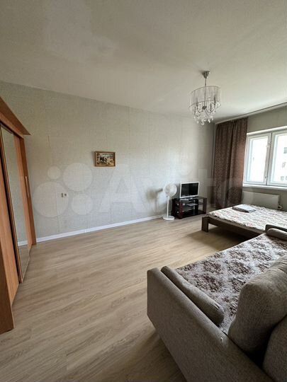 1-к. квартира, 42 м², 3/9 эт.