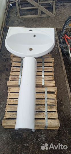 Раковина в ванную с тумбой